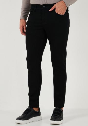 Узкие джинсы