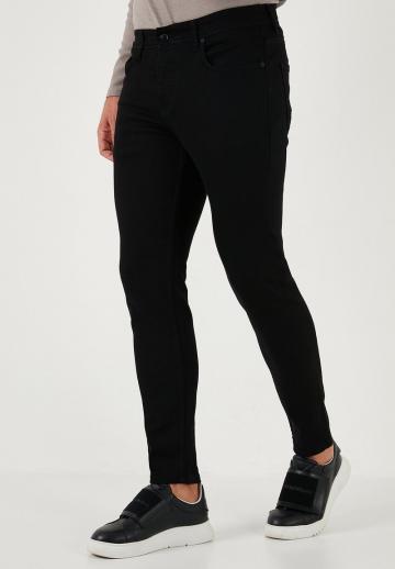 Узкие джинсы