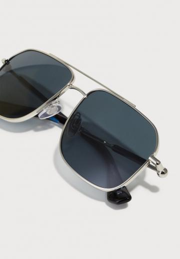 Солнечные очки