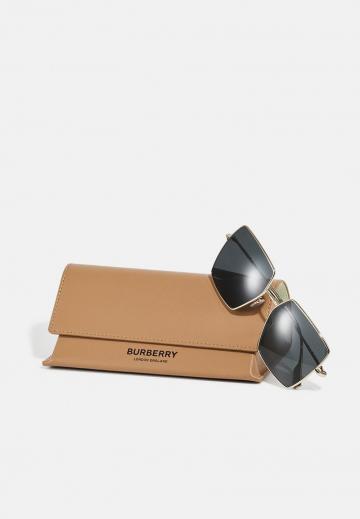 Солнечные очки