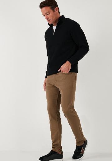 Узкие джинсы