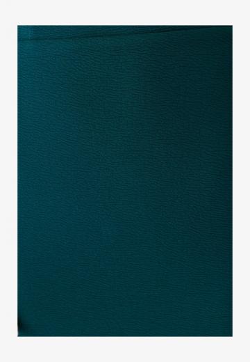 Платье футляр