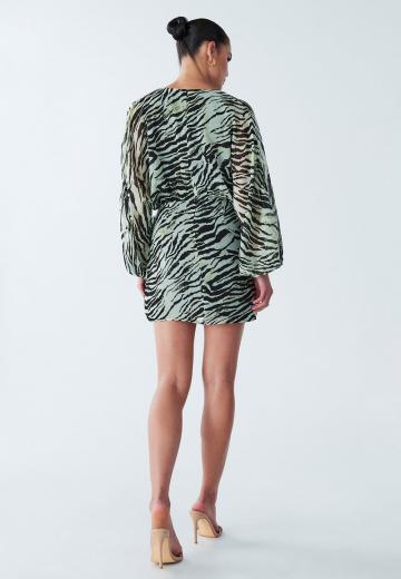 Короткое платье