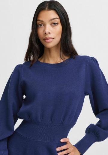 Вязаное платье