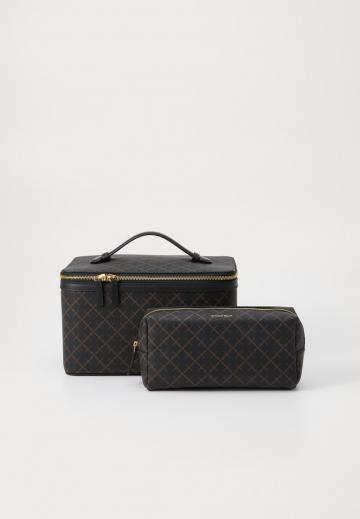 Косметичка