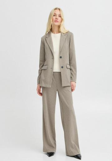 Вельветовая куртка