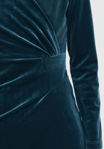 Платье футляр