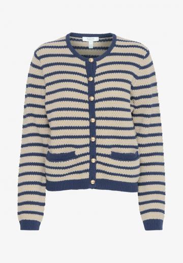 Вязаная кофта