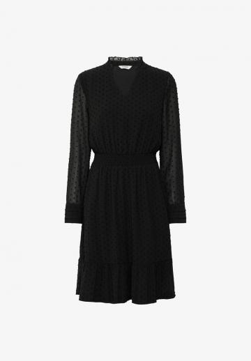 Платье футляр