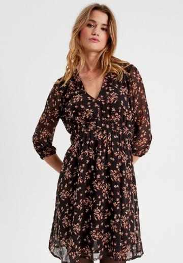 Короткое платье