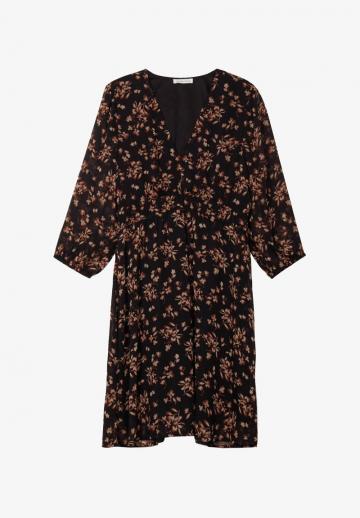 Короткое платье