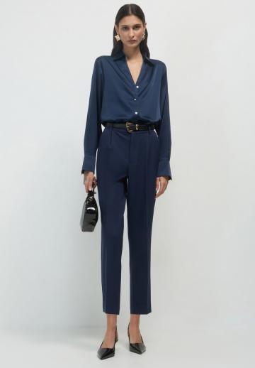 Атласная блузка