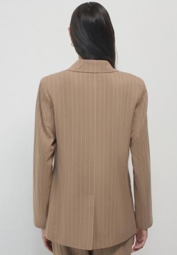 Длинный блейзер