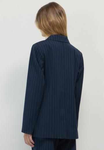 Длинный блейзер