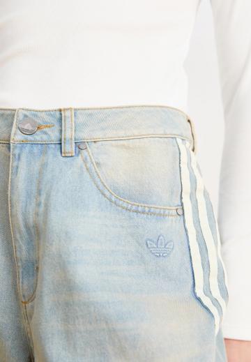 Свободные джинсы