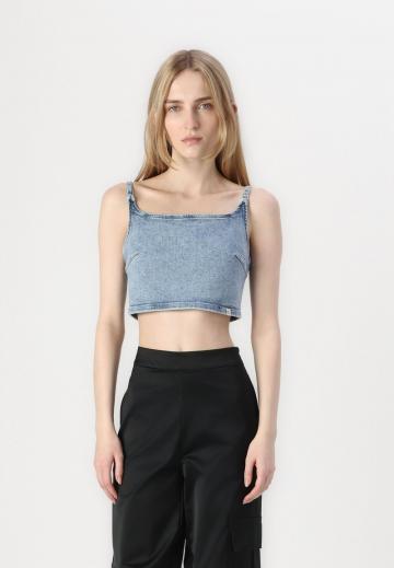 Джинсовая блузка
