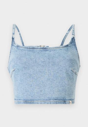 Джинсовая блузка