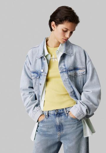 Джинсовая куртка