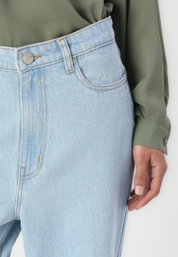 Свободные джинсы
