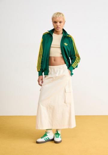 Спортивная куртка