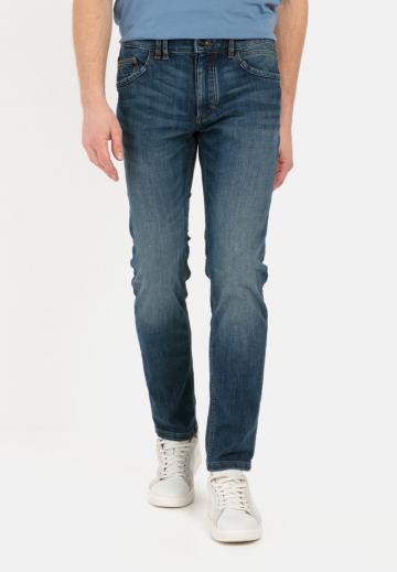 Узкие джинсы