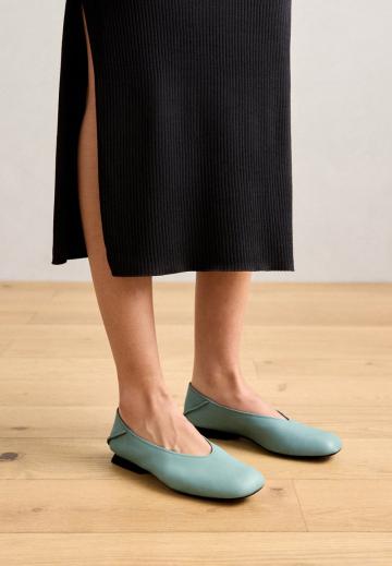 Спортивные балетки