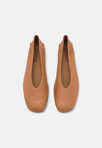 Спортивные балетки