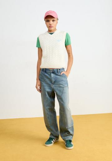 Свободные джинсы