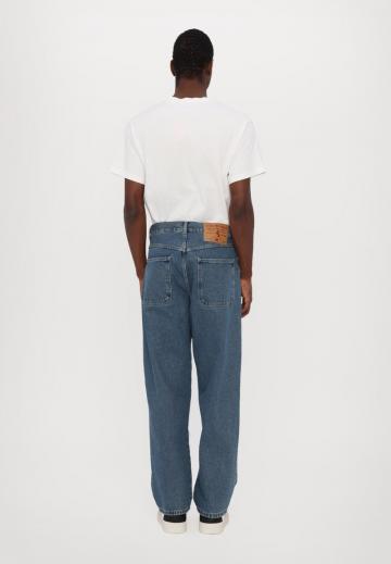 Джинсы бойфренда