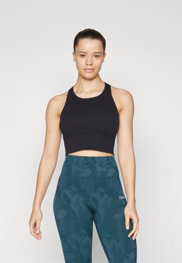 Спортивный топ