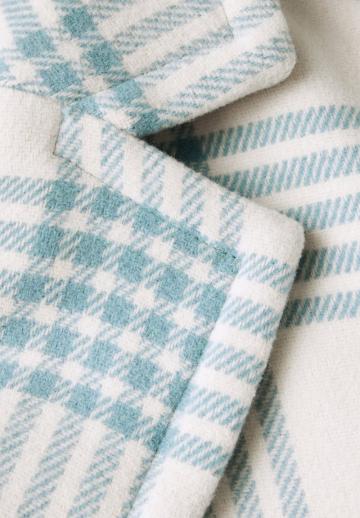 Короткое пальто