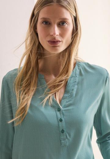 Длинная блузка