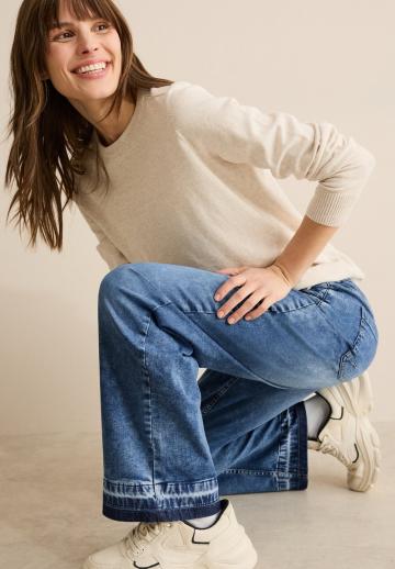 Свободные джинсы