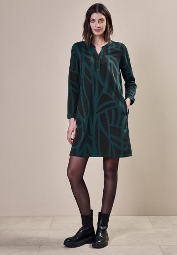 Короткое платье