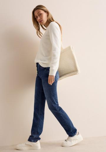 Прямые джинсы