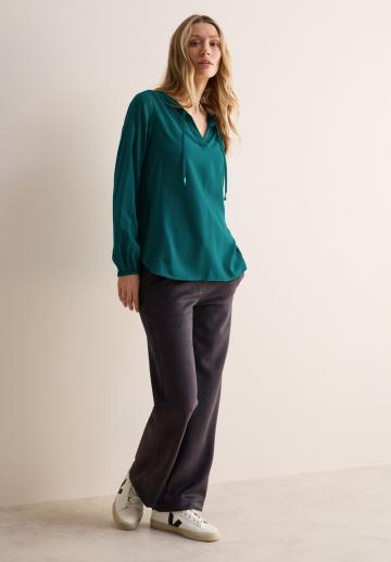 Атласная блузка