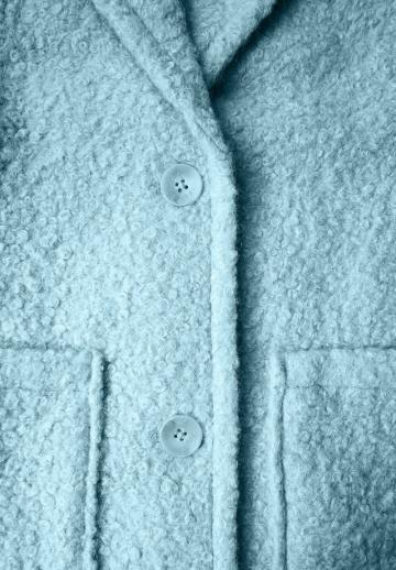 Короткое пальто