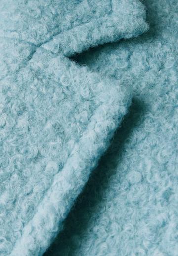 Короткое пальто