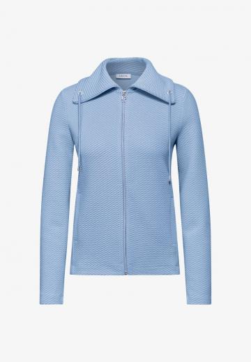 Вязаная кофта