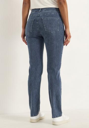 Прямые джинсы
