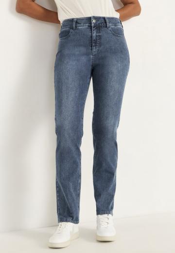 Прямые джинсы