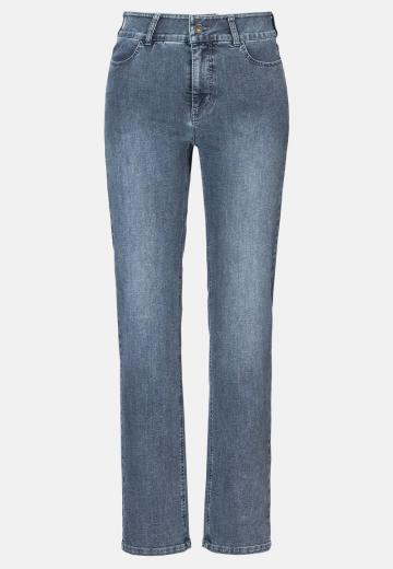 Прямые джинсы