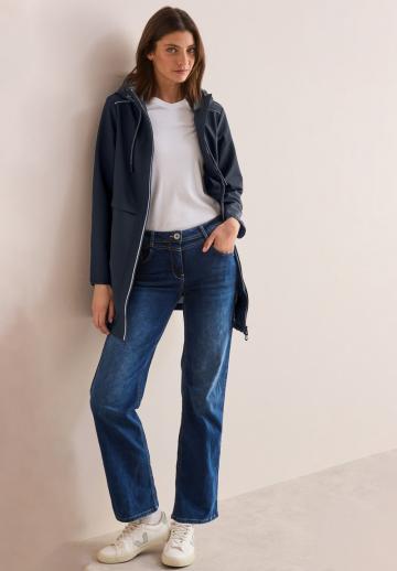 Короткое пальто