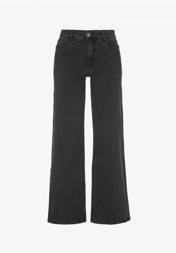 Клешеные джинсы