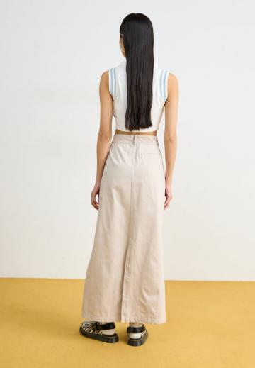 Юбка с накладными карманами