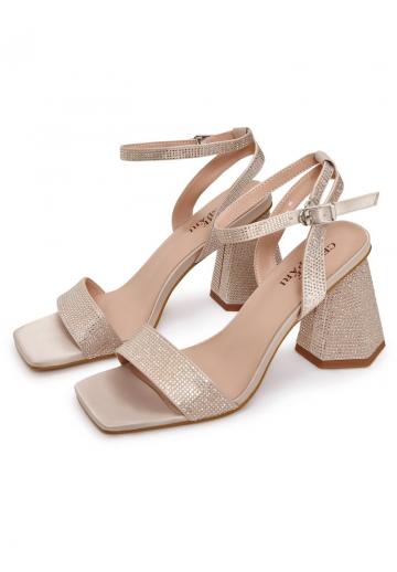 Гандбольные кроссовки