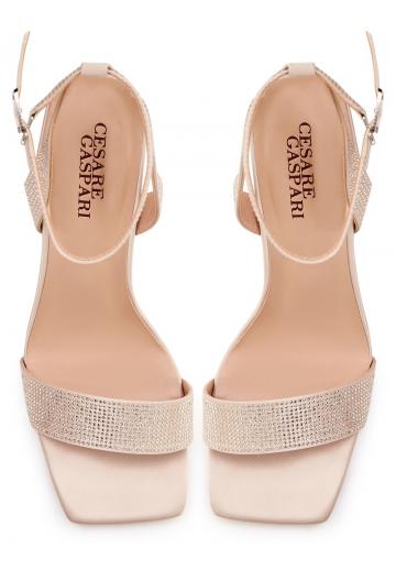 Гандбольные кроссовки