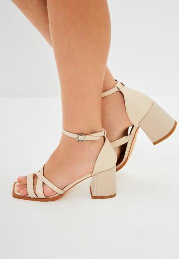 Гандбольные кроссовки