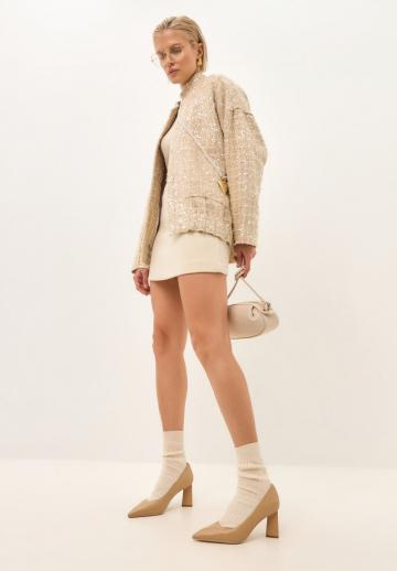 Туфли с высоким носом