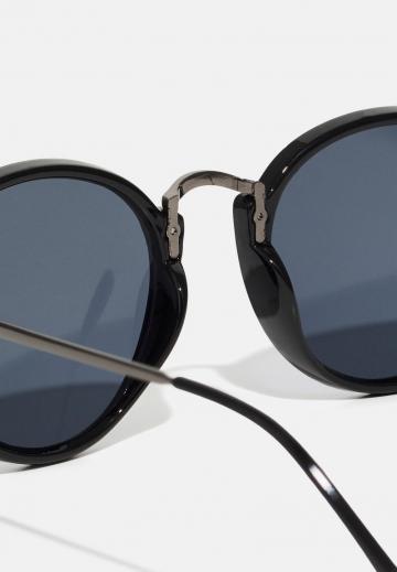 Солнечные очки